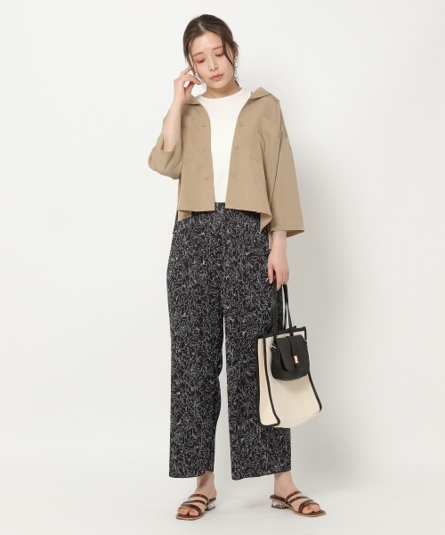 mysty woman(ミスティウーマン)の「開襟オーバーシャツ 943505(シャツ/ブラウス・レディース・ブラック/ベージュ/アイボリー・FREE)」の4枚目の写真