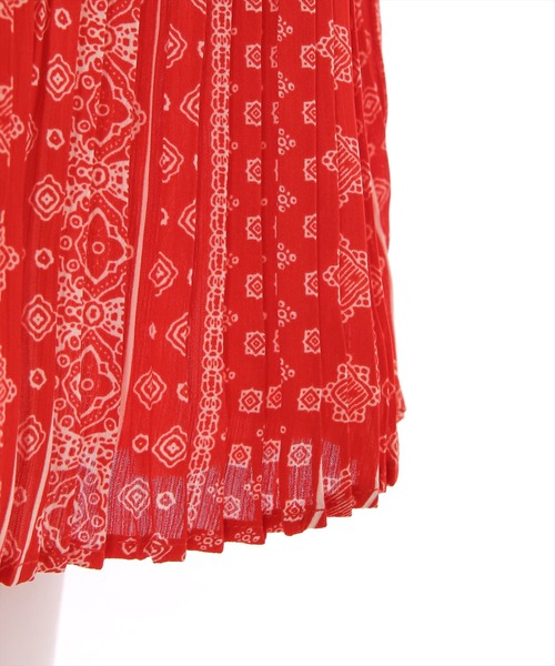clear（クリア）の「エスニック柄プリーツスカート（スカート・レディース・レッド/オフホワイト/ブルー・F）」の17枚目の写真