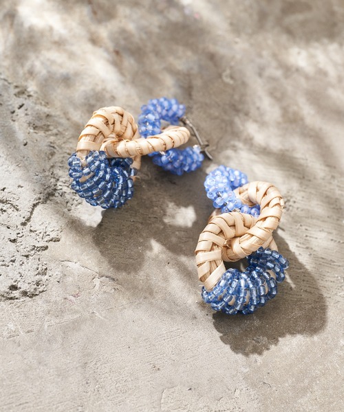 YECCA VECCA（イェッカヴェッカ）の「2wayビーズリングピアス＊＊（ピアス（両耳用）・レディース・ライトグレー/ブルー/パープル・FREE）」の3枚目の写真