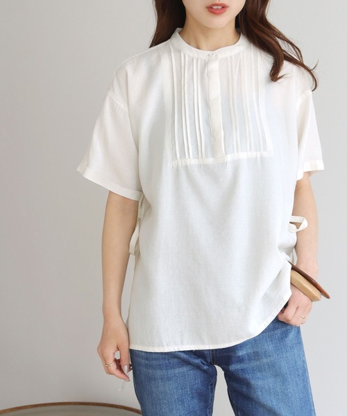 HER CLOSET(ハークローゼット)の「【shemoshelly】フロントピンタックサイドスリットリボンバンドカラーブラウス(シャツ/ブラウス・レディース・ブラック/オフホワイト/カーキ・M)」の5枚目の写真