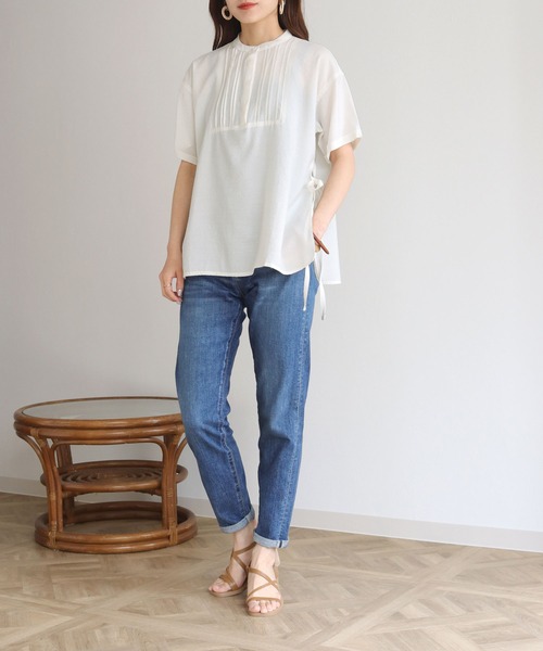 HER CLOSET(ハークローゼット)の「【shemoshelly】フロントピンタックサイドスリットリボンバンドカラーブラウス(シャツ/ブラウス・レディース・ブラック/オフホワイト/カーキ・M)」の9枚目の写真