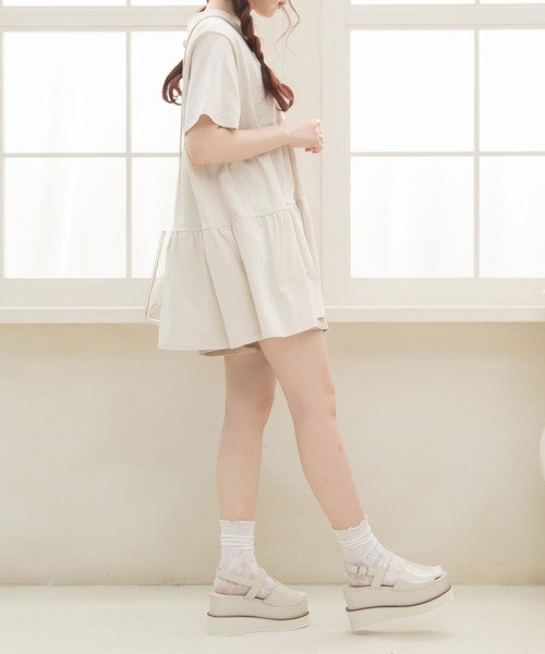 Newlyme(ニューリーミー)の「厚底ダブルヒールサンダル(サンダル・レディース・ライトグレー/ライトピンク/ホワイト/ベージュ/ブラック/ゴールド・22.5cm/23cm/23.5cm/24cm/24.5cm/25cm/25.5cm)」の9枚目の写真