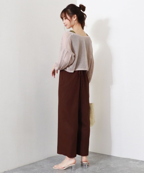 archives(アルシーヴ)の「麻調ロンパース(サロペット/オーバーオール・レディース・グレイッシュベージュ/アイボリー/ブラウン・MEDIUM)」の4枚目の写真