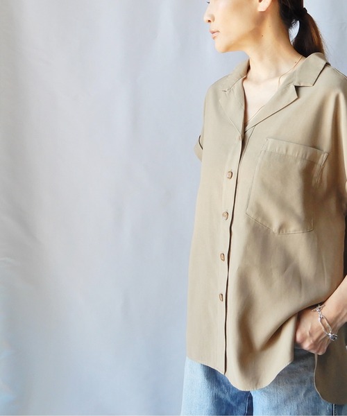 y/m by Yukie(イムバイユキエ)の「スラブツイルオープンカラーシャツ(シャツ/ブラウス・レディース・ベージュ/ネイビー・FREE)」の11枚目の写真