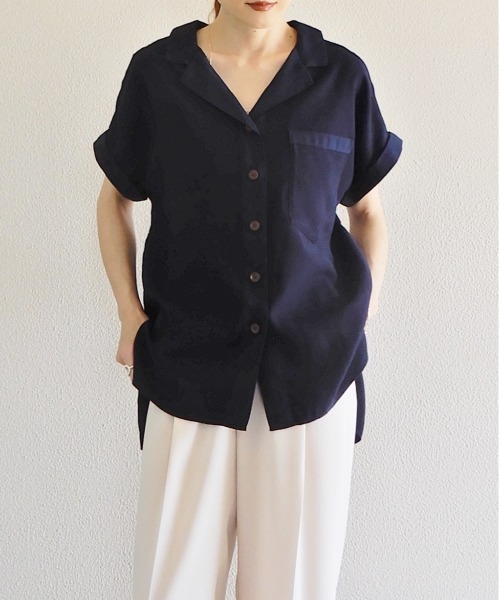 y/m by Yukie(イムバイユキエ)の「スラブツイルオープンカラーシャツ(シャツ/ブラウス・レディース・ベージュ/ネイビー・FREE)」の16枚目の写真