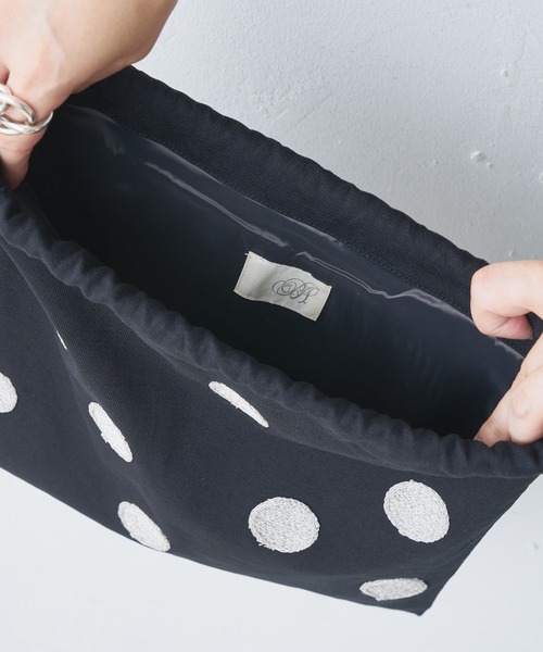 BEARDSLEY(ビアズリー)の「ドット刺繍巾着(トートバッグ・レディース・ブラック・FREE)」の6枚目の写真