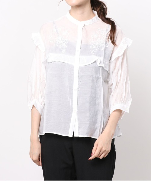 AS KNOW AS plus(アズノゥアズプラス)の「☆刺繍フリル5分袖シアーブラウス(シャツ/ブラウス・レディース・ホワイト/ブラック/グレイッシュベージュ・FREE)」の13枚目の写真