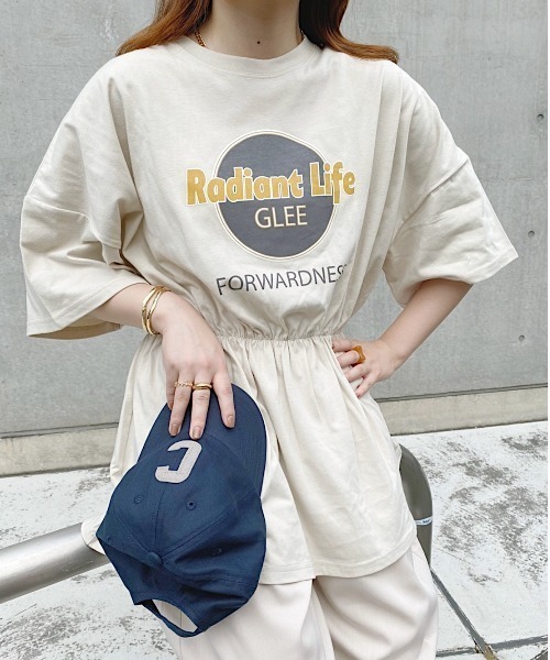 nemne store(ネンネストア)の「浜辺をかけるウェストシャーリングロゴTシャツ(Tシャツ/カットソー・レディース・ベージュ/オフホワイト/スミクロ/カーキ・フリー)」の15枚目の写真