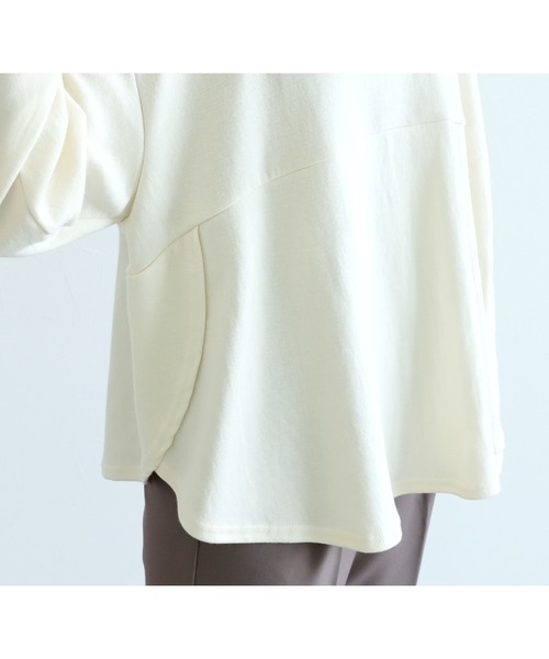 reca（レカ）の「【ZOZOTOWN限定】サイド重ねラウンド裾フレアプルオーバー（Tシャツ/カットソー・レディース・グレイッシュベージュ/ブラック/アイボリー/ダークブラウン・FREE）」の15枚目の写真