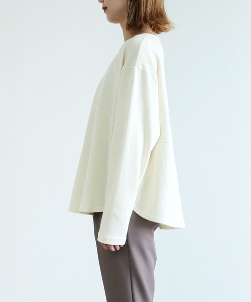 reca（レカ）の「【ZOZOTOWN限定】サイド重ねラウンド裾フレアプルオーバー（Tシャツ/カットソー・レディース・グレイッシュベージュ/ブラック/アイボリー/ダークブラウン・FREE）」の10枚目の写真