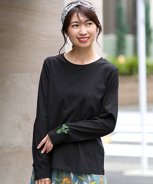 チチカカ（チチカカ）の「ノパル刺繍ロングＴシャツ（Tシャツ/カットソー・レディース・ホワイト/キャメル/ライトグレー/ブラック/クリーム・MEDIUM/LARGE）」の2枚目の写真