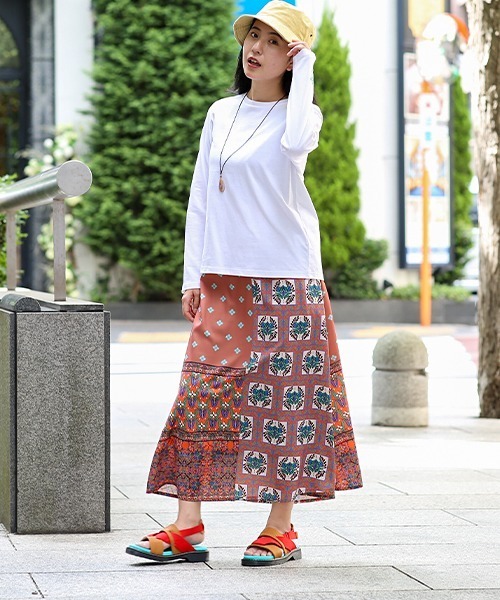 チチカカ（チチカカ）の「ノパル刺繍ロングＴシャツ（Tシャツ/カットソー・レディース・ホワイト/キャメル/ライトグレー/ブラック/クリーム・MEDIUM/LARGE）」の12枚目の写真