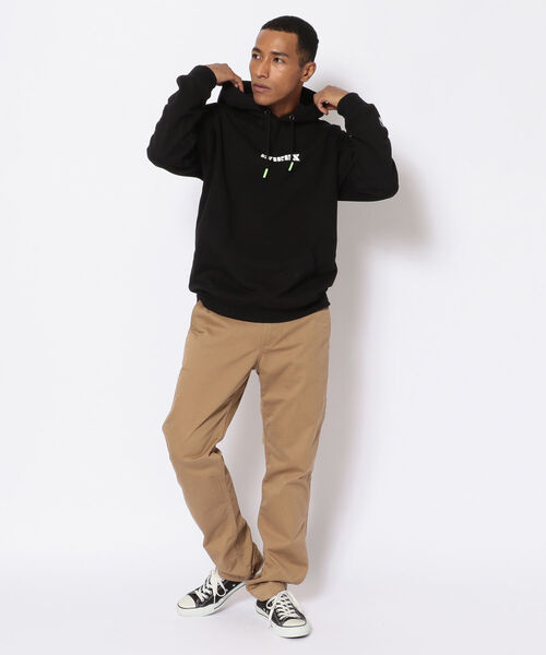 AVIREX（アヴィレックス）の「【SMART/スマート】長袖 ロゴ パーカー / LONG SLEEVE LOGO PARKA/ アヴィレックス / AVIREX（パーカー・メンズ・ブラック/ライトグレー/オフホワイト・XX-LARGE/MEDIUM/X-LARGE/LARGE）」の20枚目の写真