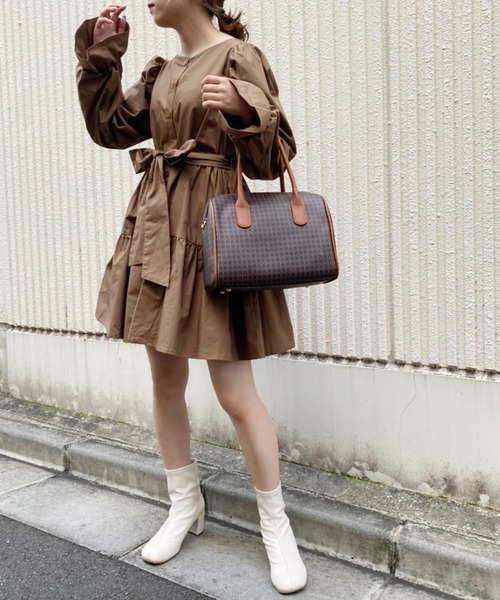 one after another NICE CLAUP（ワンアフターアナザーナイスクラップ）の「ウエストリボン前後2WAYチュニック（チュニック・レディース・ブラック/ブラウン/オフホワイト・FREE）」の3枚目の写真