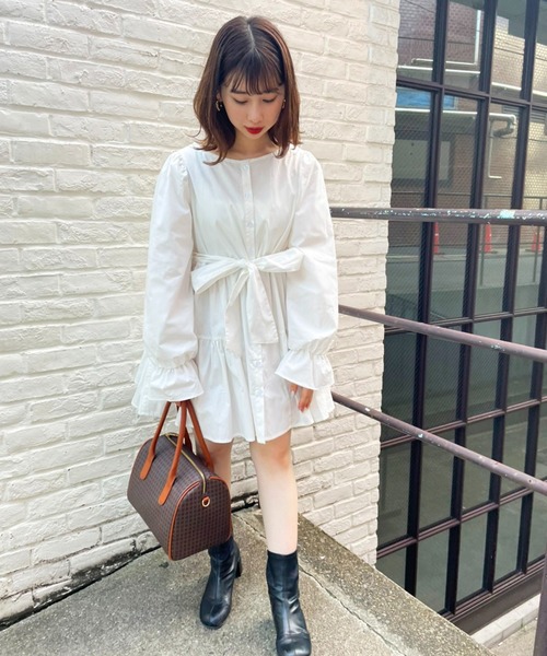 one after another NICE CLAUP（ワンアフターアナザーナイスクラップ）の「ウエストリボン前後2WAYチュニック（チュニック・レディース・ブラック/ブラウン/オフホワイト・FREE）」の14枚目の写真