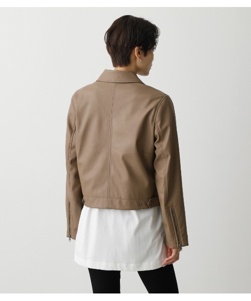 AZUL by moussy（アズールバイマウジー）の「FAUX LEATHER RIDERS/フェイクレザーライダース（ライダースジャケット・レディース・ブラック/アイボリー/ダークベージュ・SMALL/MEDIUM）」の5枚目の写真