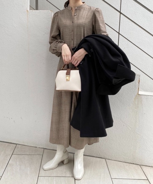one after another NICE CLAUP(ワンアフターアナザーナイスクラップ)の「【ZOZOTOWN限定】取り外せるボウタイときれいなシルエット。2WAYAラインワンピース(ワンピース・レディース・ブラック/ブラック系その他/ブラウン系その他/ベージュ系その他・FREE)」の14枚目の写真