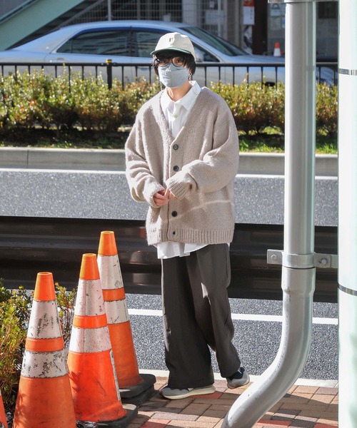 ZIP FIVE(ジップファイブ)の「【ZIP FIVE】 モヘアライク カラー オーバー ニット ルーズ Vネック カーディガン(カーディガン/ボレロ・メンズ・マスタード/レッド/ブラック/グリーン/ブルー/ライトグレー/チャコール/グリーン系・LARGE/MEDIUM)」の18枚目の写真