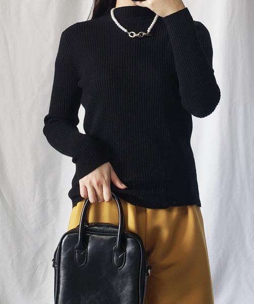 me+em select(ミームセレクト)の「プチハイネックリブニットトップス(ニット/セーター・レディース・ブラック/ベージュ/グレー/グリーン・FREE)」の1枚目の写真