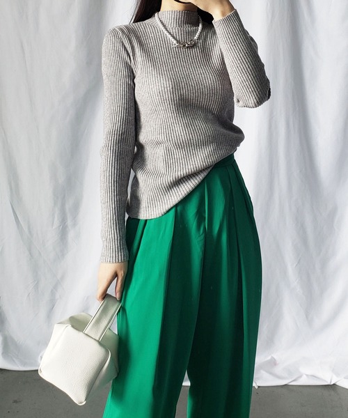 me+em select(ミームセレクト)の「プチハイネックリブニットトップス(ニット/セーター・レディース・ブラック/ベージュ/グレー/グリーン・FREE)」の8枚目の写真