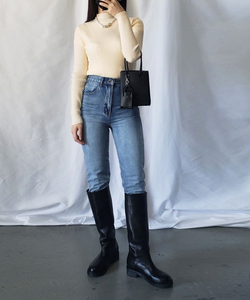 René - Rene 2022AW DM掲載♡人気完売品　プチフリルウールニット34 Rene（ルネ） ウールボタンカーディガン 6342180