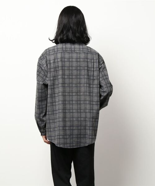 JUNRED（ジュンレッド）の「TRポンチチェックレギュラーシャツ（シャツ/ブラウス・メンズ・チャコールグレー/ライトグレー・LL/M/L）」の3枚目の写真