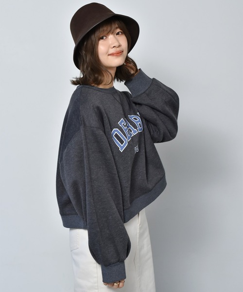 RETRO GIRL（レトロガール）の「裏起毛ショートトレーナー（スウェット・レディース・ライトグレー/ブルー/グリーン/ダークグレー・FREE）」の3枚目の写真