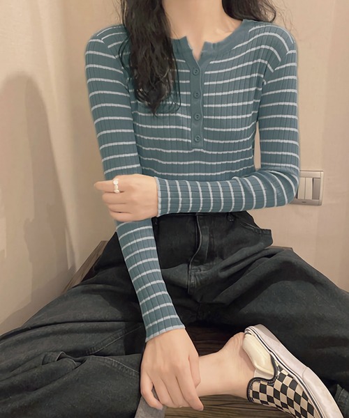 Dita(ディータ)の「スリムフィットヘンリーネックボーダートップス(Tシャツ/カットソー・レディース・ブルー/ブラック/ライトグリーン/ホワイト・FREE)」の14枚目の写真