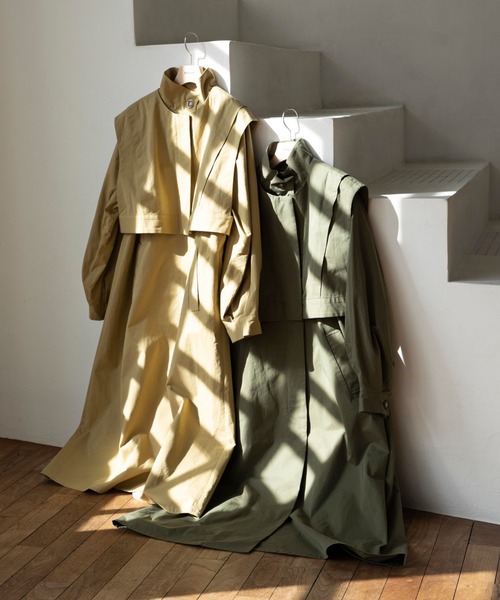 ReNorm（リノーム）の「ショートジレレイヤードコート（トレンチコート・レディース・グレイッシュベージュ/キャメル/カーキ・フリー）」の22枚目の写真