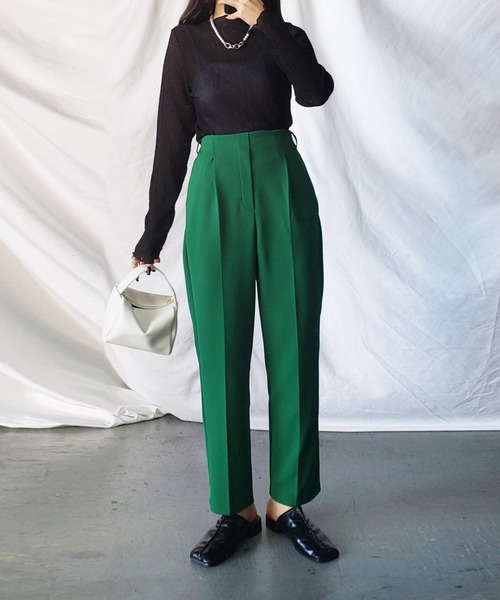 me+em select（ミームセレクト）の「【きれいめストレッチ素材】センタープレスタックテーパードカラーパンツ（スラックス・レディース・グリーン/ブルー/ベージュ/ブラック・MEDIUM/LARGE）」の21枚目の写真