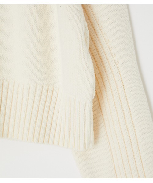 AZUL by moussy（アズールバイマウジー）の「【PLUS】CROPPED KNIT TOPS/クロップドニットトップス（ニット/セーター・レディース・オフホワイト/ブルー・FREE）」の7枚目の写真