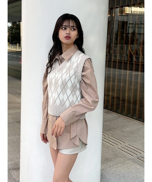 ENVYM(アンビー)の「アーガイルKNIT VEST(ベスト・レディース・ブラック/ベージュ/グリーン・FREE)」の12枚目の写真