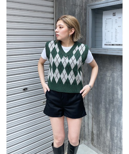 ENVYM(アンビー)の「アーガイルKNIT VEST(ベスト・レディース・ブラック/ベージュ/グリーン・FREE)」の10枚目の写真