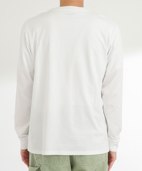 Carhartt(カーハート)の「carhartt LONG-SLEEVE POCKET T-SHIRTS(Tシャツ/カットソー・メンズ・カーキ/ホワイト/ブラック・MEDIUM/X-LARGE/LARGE)」の4枚目の写真