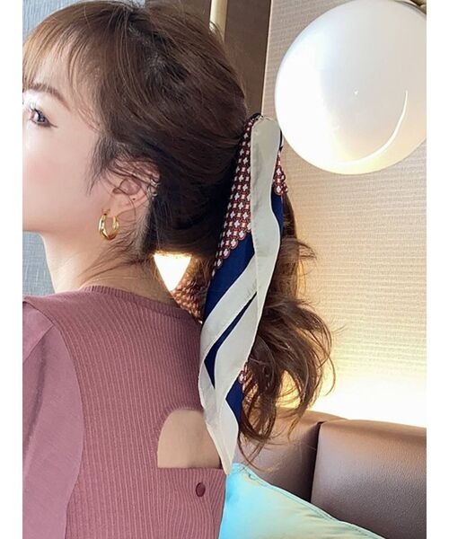 RESEXXY（リゼクシー）の「パターンデザインスカーフ（バンダナ/スカーフ・レディース・ブルー/レッド・FREE）」の2枚目の写真