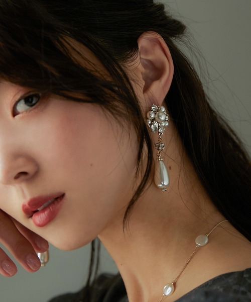 niana(ニアナ)の「パールパーティーピアス(ピアス(両耳用)・レディース・ベージュ・FREE)」の3枚目の写真