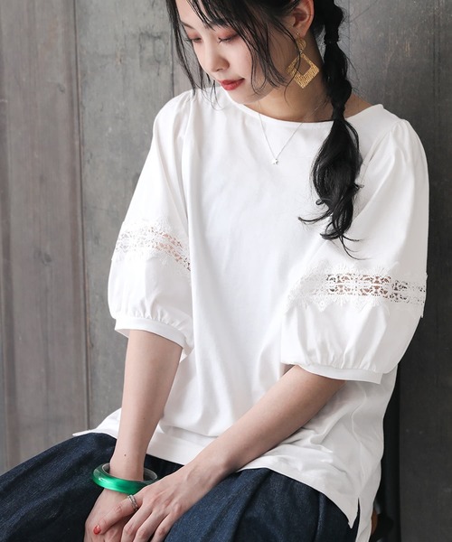 n'OrLABEL(ノアールレーベル)の「袖レースデザイン5分袖カットソー(Tシャツ/カットソー・レディース・グレイッシュブルー/オフホワイト/ブラック/モカ・1/2)」の2枚目の写真
