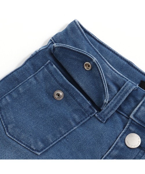 JENNI love（ジェニィラブ）の「前ボタンアシメデニムショーパン（デニムパンツ・キッズ・サックスブルー/ブルー・140cm/130cm/160cm/150cm）」の14枚目の写真
