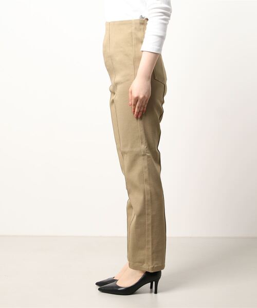 KOBE LETTUCE（コウベレタス）の「のびのびストレッチセンターラインマタニティテーパードパンツ（マタニティウェア/グッズ・レディース・ピンク/ブラック/ベージュ/オフホワイト/ホワイト系・FREE）」の6枚目の写真