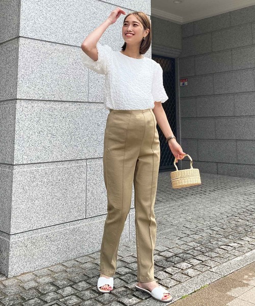 KOBE LETTUCE（コウベレタス）の「のびのびストレッチセンターラインマタニティテーパードパンツ（マタニティウェア/グッズ・レディース・ピンク/ブラック/ベージュ/オフホワイト/ホワイト系・FREE）」の11枚目の写真