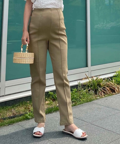 KOBE LETTUCE（コウベレタス）の「のびのびストレッチセンターラインマタニティテーパードパンツ（マタニティウェア/グッズ・レディース・ピンク/ブラック/ベージュ/オフホワイト/ホワイト系・FREE）」の13枚目の写真