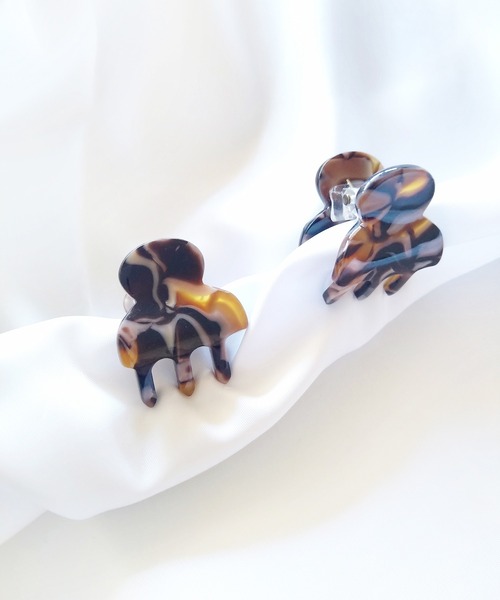 Alite cloth(アリーテクロス)の「ミニバンスクリップ 2個セット マーブルニュアンス(バレッタ/ヘアクリップ・レディース・オフホワイト/ブラック/ピンク/ブルー/ブラウン/グリーン/ピンク系その他/ホワイト/ダークブラウン/グリーン系その他/パープル/ベージュ/ネイビー/ブラウン系その他・FREE)」の1枚目の写真