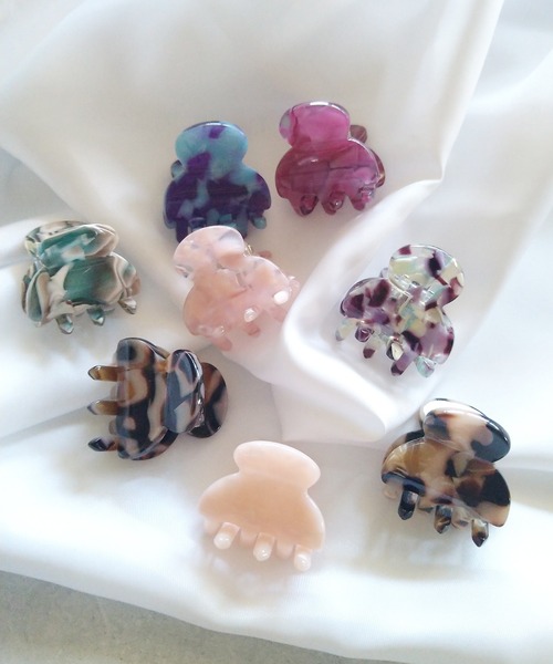 Alite cloth(アリーテクロス)の「ミニバンスクリップ 2個セット マーブルニュアンス(バレッタ/ヘアクリップ・レディース・オフホワイト/ブラック/ピンク/ブルー/ブラウン/グリーン/ピンク系その他/ホワイト/ダークブラウン/グリーン系その他/パープル/ベージュ/ネイビー/ブラウン系その他・FREE)」の22枚目の写真