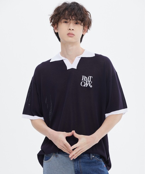 ROMANTIC CROWN(ロマンティッククラウン)の「【ROMANTIC CROWN】RECENT LOGO POLO SHIRT / ロマンティッククラウン リセント ロゴ ニット ポロシャツ(ポロシャツ・メンズ・ネイビー/ライトグレー/ホワイト・SMALL/LARGE/MEDIUM)」の3枚目の写真