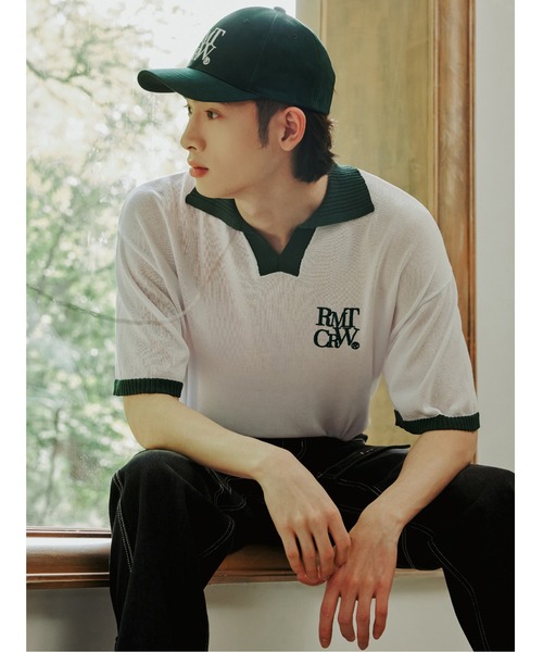 ROMANTIC CROWN(ロマンティッククラウン)の「【ROMANTIC CROWN】RECENT LOGO POLO SHIRT / ロマンティッククラウン リセント ロゴ ニット ポロシャツ(ポロシャツ・メンズ・ネイビー/ライトグレー/ホワイト・SMALL/LARGE/MEDIUM)」の2枚目の写真