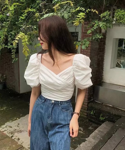 Auntie Rosa（アンティローザ）の「パフスリーブクロップドトップス（Tシャツ/カットソー・レディース・ホワイト/ブラック・FREE）」の4枚目の写真