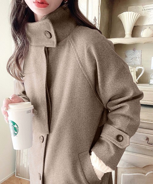 moment+（モーメントプラス）の「【累計販売枚数1万枚突破！】ニットメルトンスタンドカラーケープコート（ステンカラーコート・レディース・チャコールグレー/ブラック/ブラウン/カーキ/アイボリー/モカ/ブラウン系その他/グレー系その他・M/L/S）」の21枚目の写真