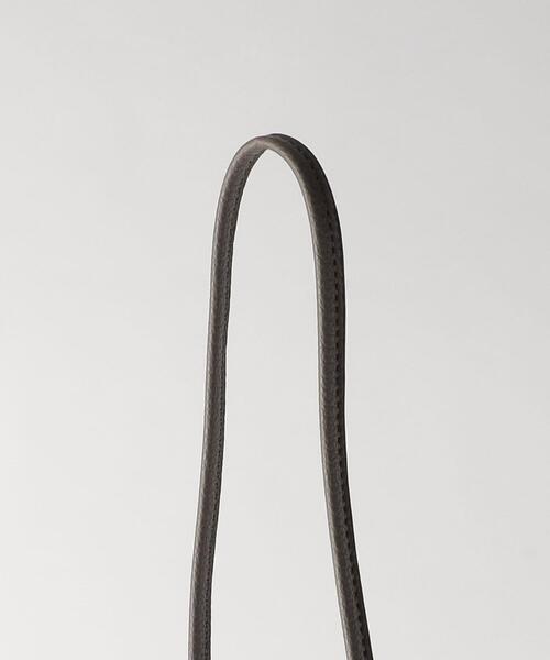 BEAUTY&YOUTH UNITED ARROWS(ビューティーアンドユースユナイテッドアローズ)の「フォルム ジッパー ポーチ バッグ(ショルダーバッグ・メンズ・ブラック/グレー/ロイヤルブルー/ネイビー・FREE)」の9枚目の写真