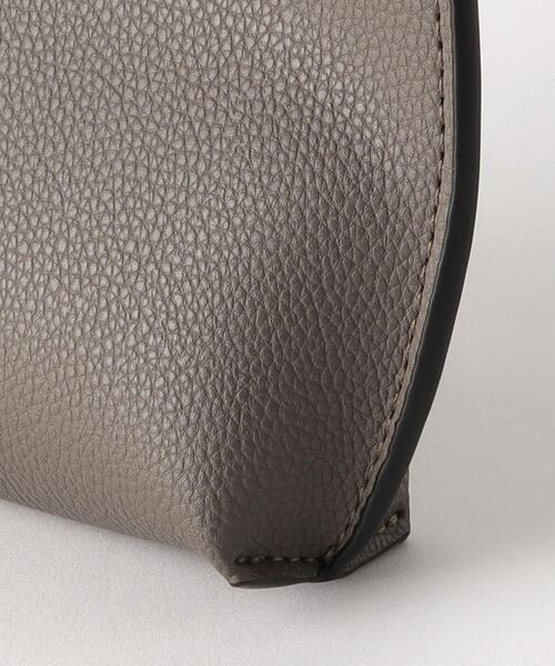 BEAUTY&YOUTH UNITED ARROWS(ビューティーアンドユースユナイテッドアローズ)の「フォルム ジッパー ポーチ バッグ(ショルダーバッグ・メンズ・ブラック/グレー/ロイヤルブルー/ネイビー・FREE)」の6枚目の写真