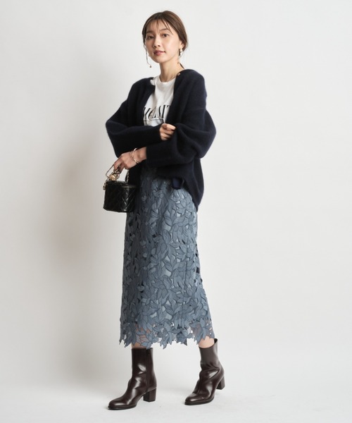 JUSGLITTY（ジャスグリッティー）の「レースタイトスカート（スカート・レディース・チャコールグレー/マスタード/ブルー系その他3・1/2/0/3）」の4枚目の写真